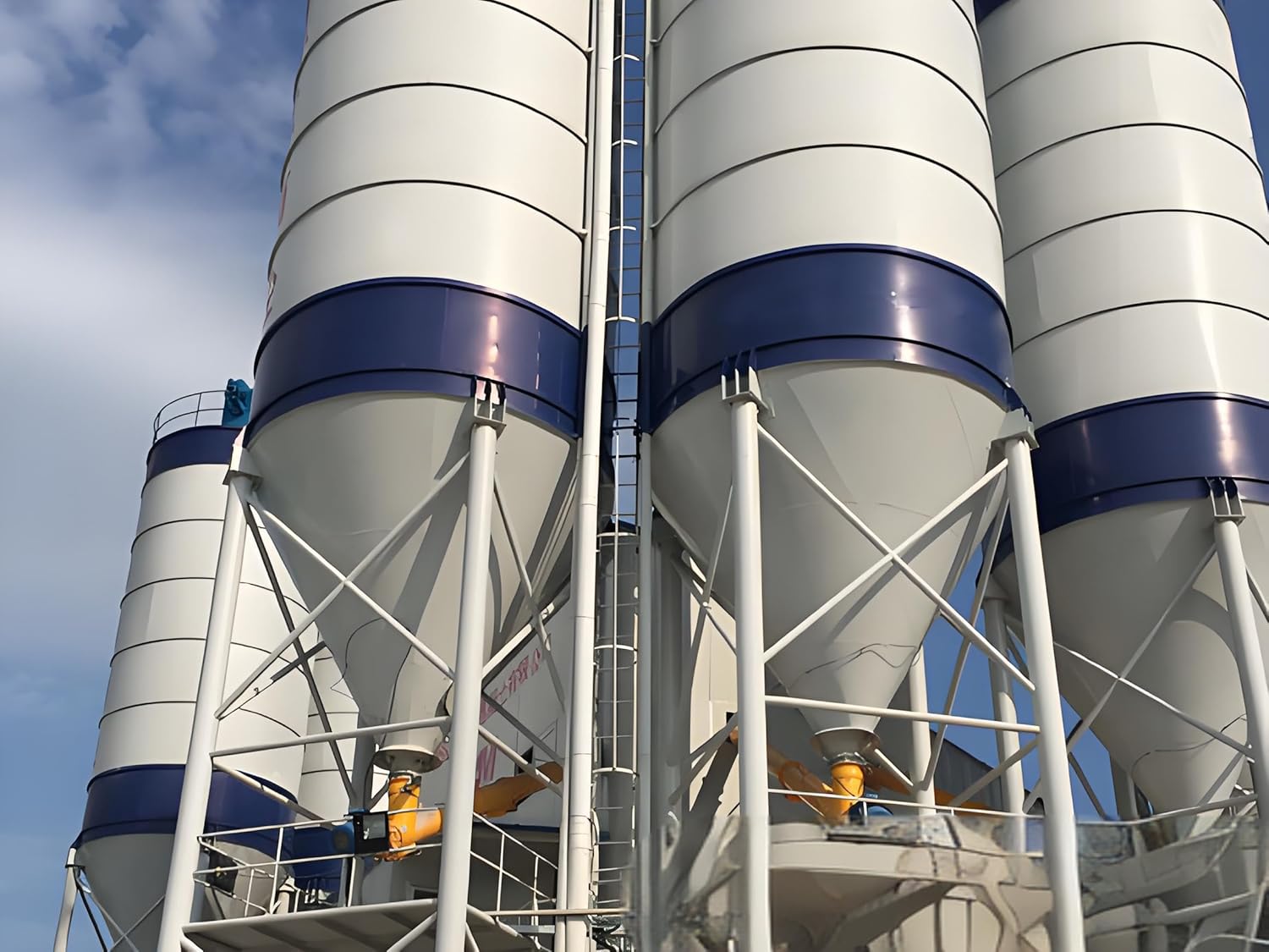 Step-by-step guide for concrete batching plant manufacturer,ready mix concrete plant,mobile concrete batching plant,concrete mixing plant custom,stationary concrete plant vs mobile,should I buy a concrete batching plant - complete tutorial
