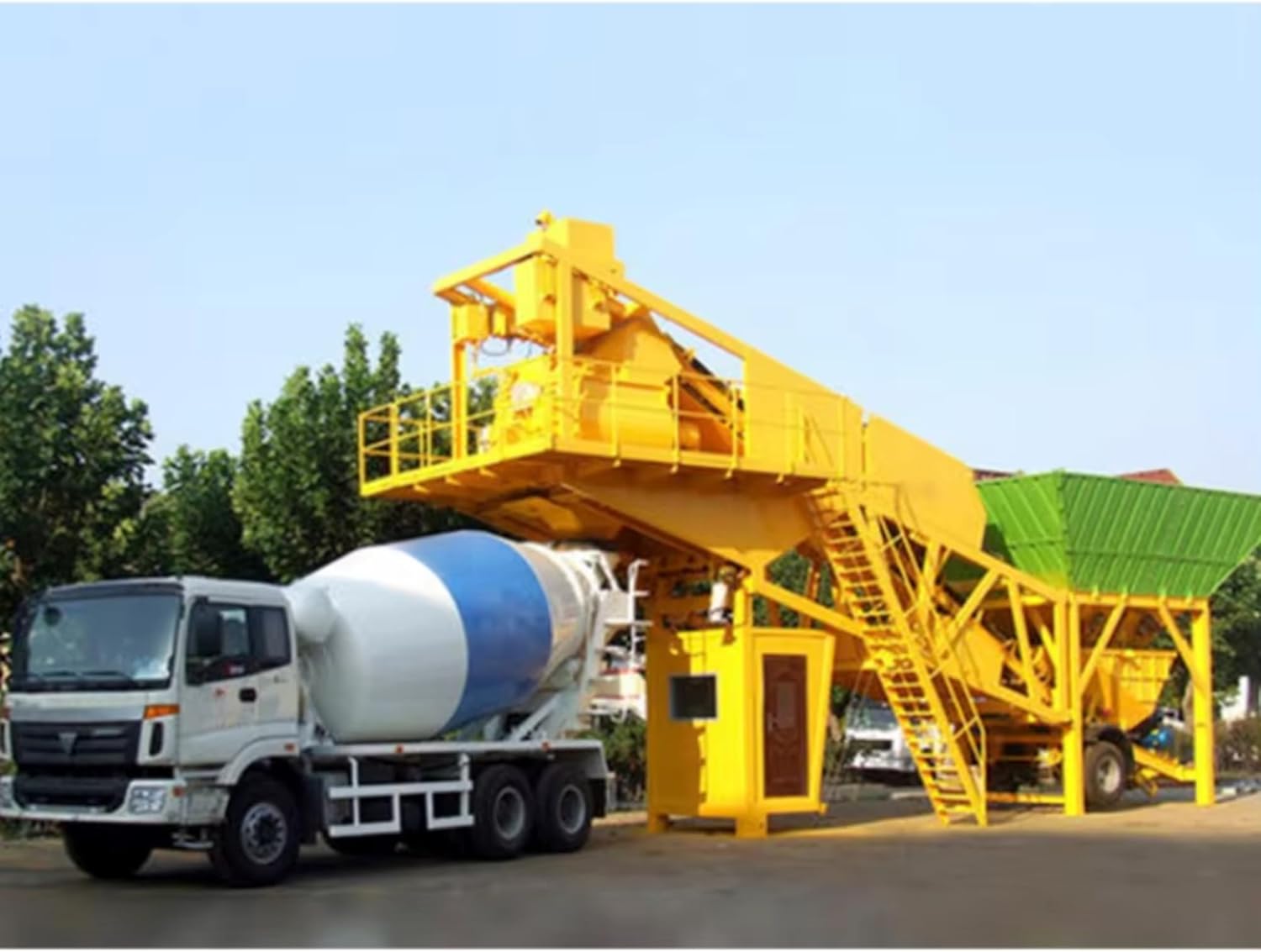 custom concrete batching plant,should I buy custom concrete batching plant,custom concrete batching plant vs stationary plant,custom concrete batching plant pros cons,best high capacity concrete batching plant,ready mix concrete plant worth buying performance testing and real-world results