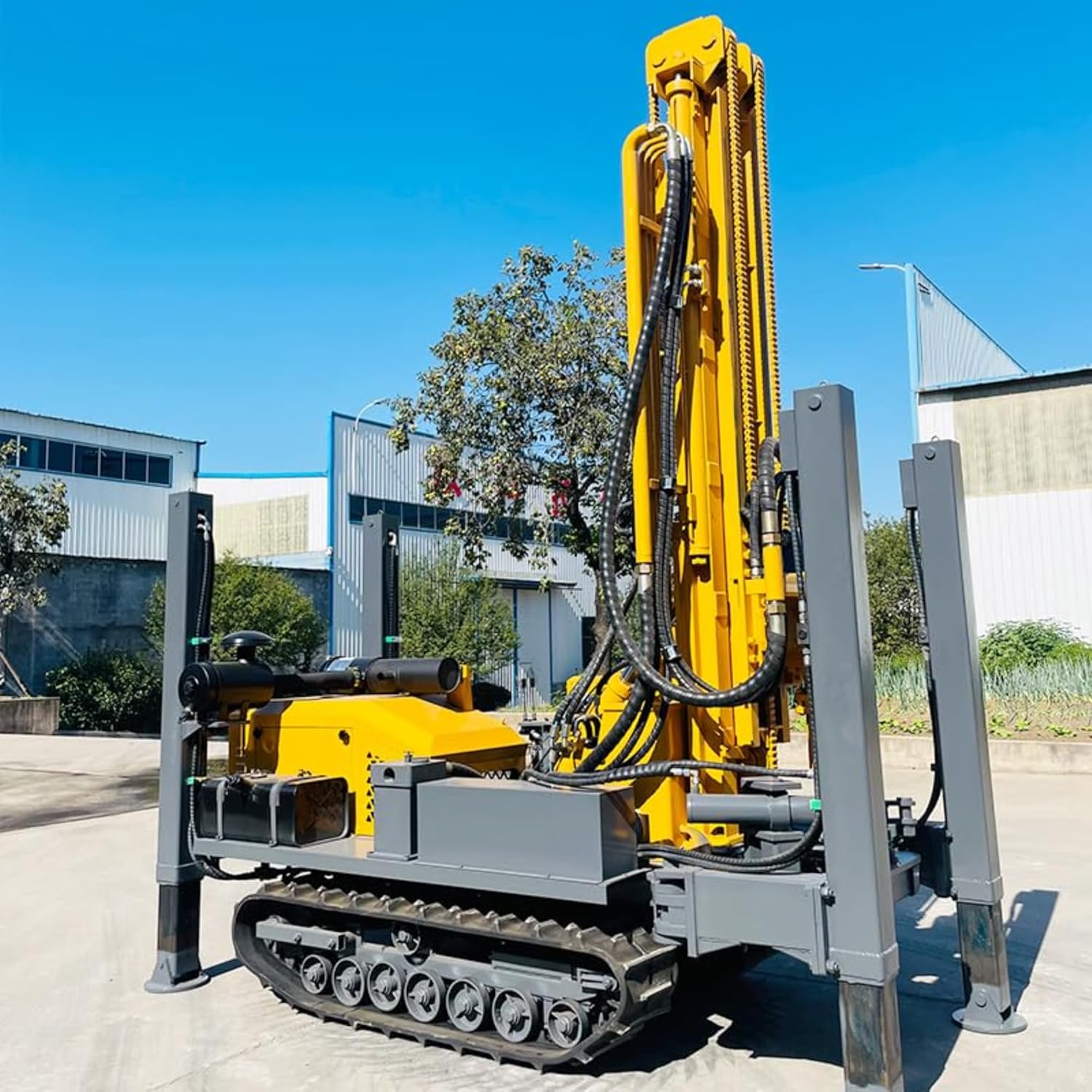 hydraulic water well drilling rig review,should I buy a hydraulic drilling rig,hydraulic water well drilling rig pros cons,best borehole drilling equipment,hydraulic drilling rig vs DTH,hydraulic drilling rig worth buying - detailed features and technical specifications