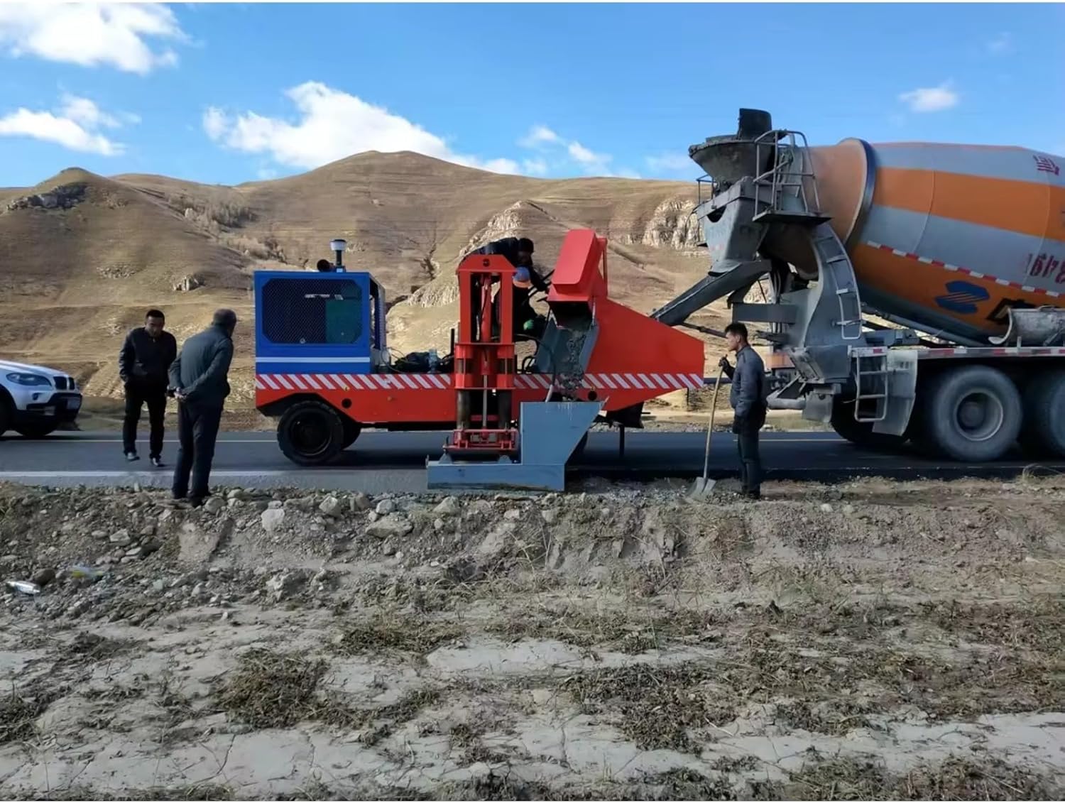 semi-automatic concrete curb machine,should i buy a curb slipform paver,concrete slipform curb machine pros cons,best concrete curb machine for road paving,semi-automatic curb machine vs manual paver,concrete curb machine worth buying performance testing and real-world results